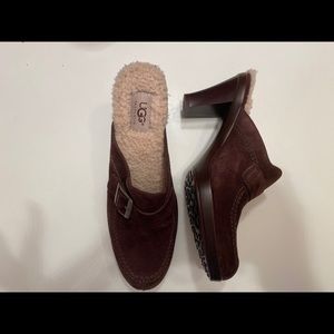 UGG Australia Isabella 5565 Espresso Slides